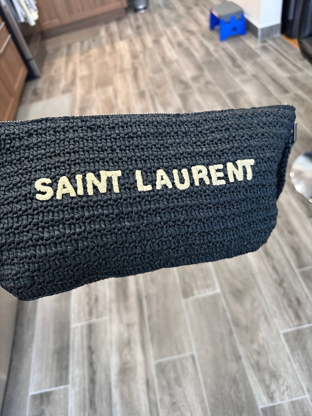 Saint Laurent Black Raffia Shoulder Bag with Contrast Cream Logo - Picture 15 of 16